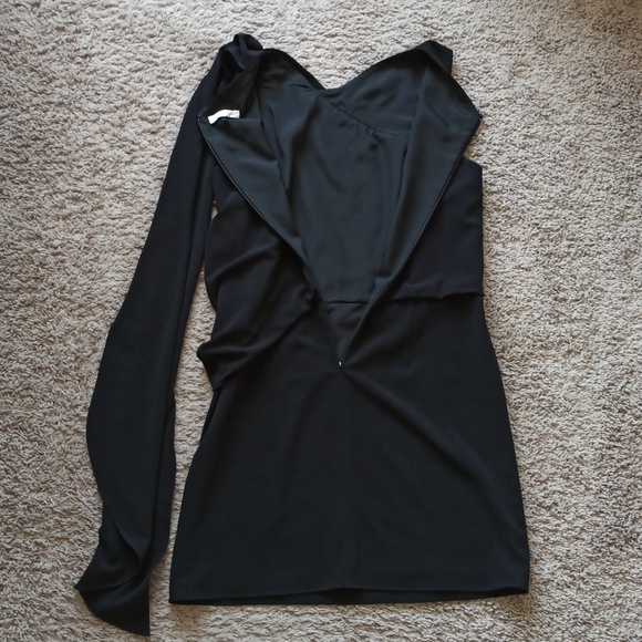 NWT Halston Black Asymmetric Drape Dress With Cape Sleeve - Picture 7 of 7